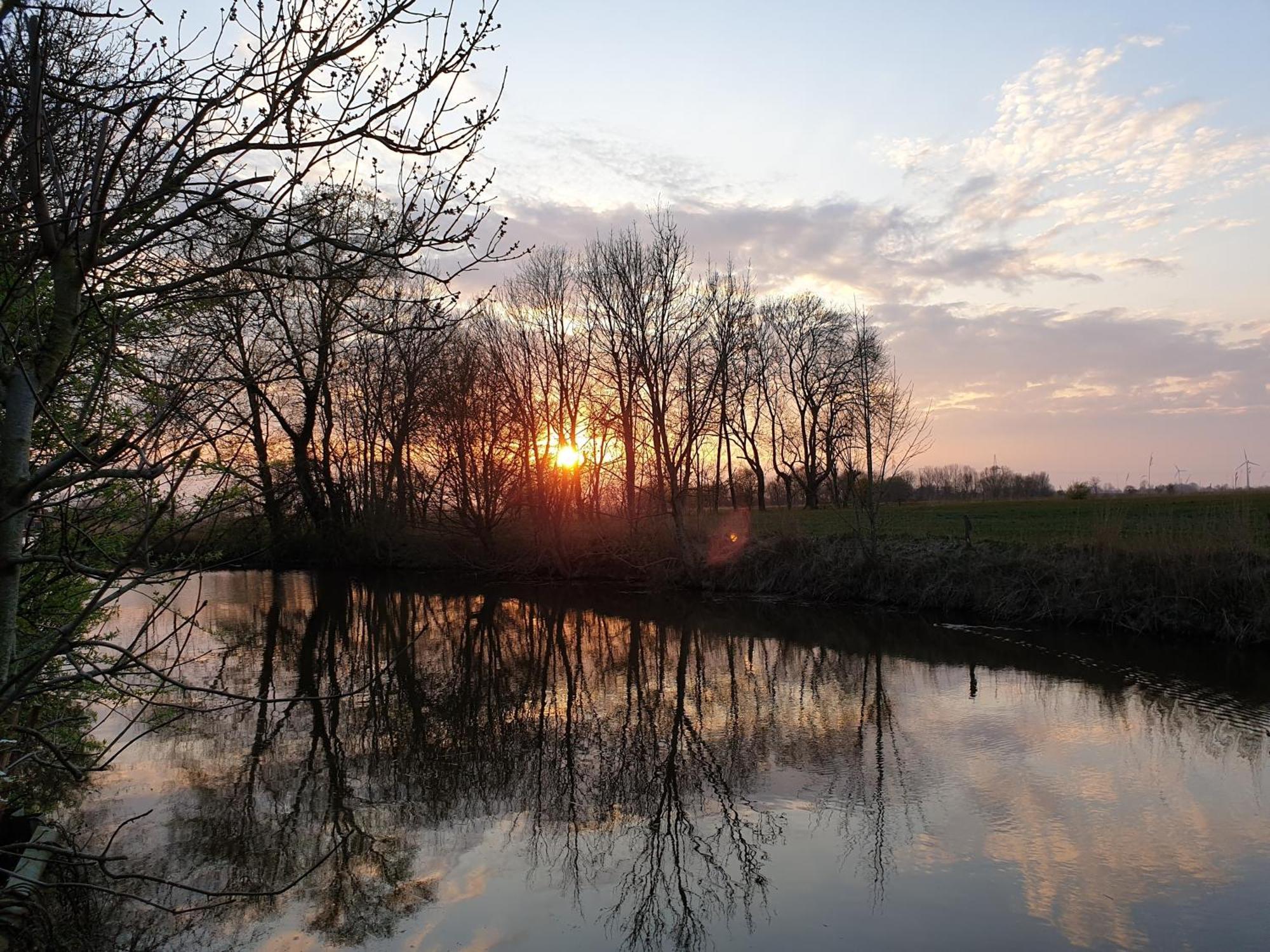 Willa Haus "Am Kanal" Krummhörn Zewnętrze zdjęcie